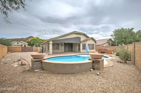 Exterior - 26024 N 41st Ave, Phoenix, AZ 85083 photo 4 of 6