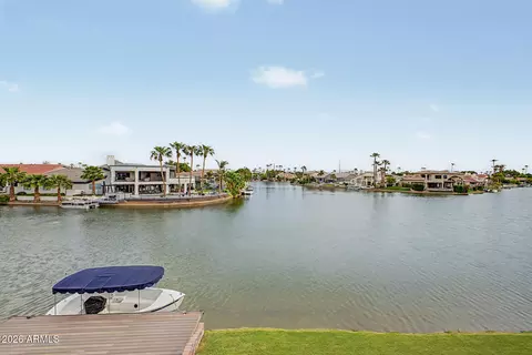 View/Area - 1748 E Queen Palm Dr, Gilbert, AZ 85234 photo 3 of 4