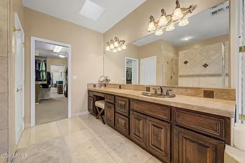 Bath - 1748 E Queen Palm Dr, Gilbert, AZ 85234 photo 2 of 2
