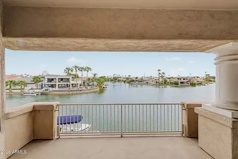 View/Area - 1748 E Queen Palm Dr, Gilbert, AZ 85234 photo 2 of 4