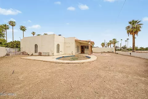 Exterior - 2071 E Cairo Dr, Tempe, AZ 85282 photo 7 of 9