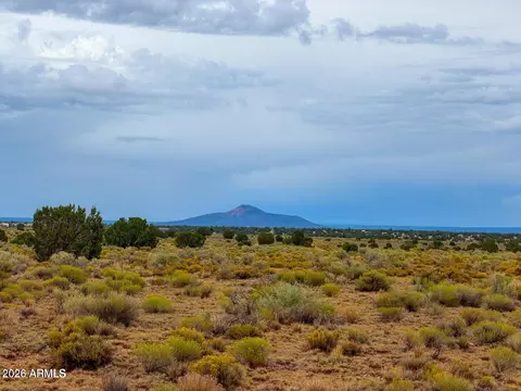 2104 S Avondale Rd #-, Williams, AZ 86046 photo 2