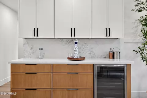 Kitchen - 4221 E Mulberry Dr, Phoenix, AZ 85018 photo 8 of 8