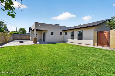 Exterior - 4221 E Mulberry Dr, Phoenix, AZ 85018 photo 1 of 6
