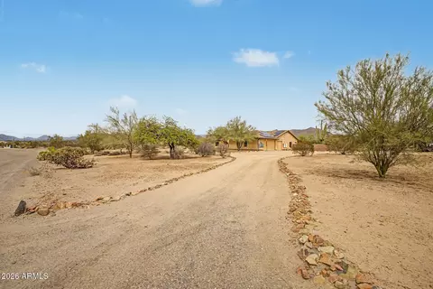 Exterior - 39949 N Central Ave, Phoenix, AZ 85086 photo 4 of 16