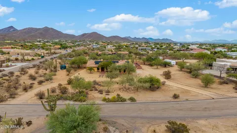 View/Area - 39949 N Central Ave, Phoenix, AZ 85086 photo 5 of 14