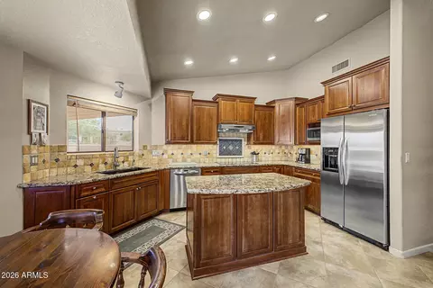 Kitchen - 39949 N Central Ave, Phoenix, AZ 85086 photo 1 of 4