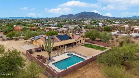 View/Area - 39949 N Central Ave, Phoenix, AZ 85086 photo 7 of 14