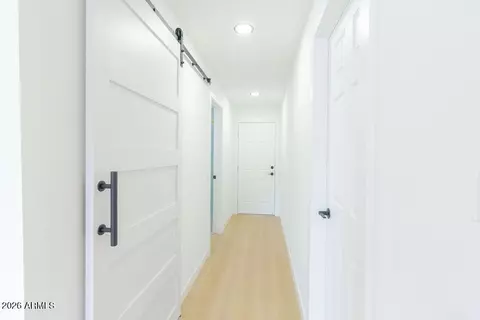Entry Way - 8435 S 16th Pl, Phoenix, AZ 85042 photo 2 of 4