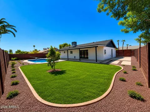 2934 W Hartford Dr, Phoenix, AZ 85053