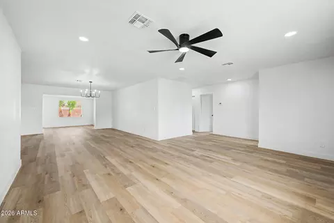 Living - 5207 N 39th Dr, Phoenix, AZ 85019 photo 3 of 9