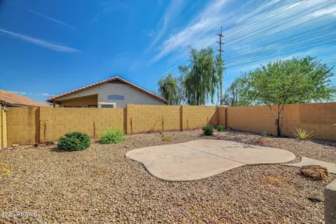 Exterior - 2250 E Deer Valley Rd #67, Phoenix, AZ 85024 photo 7 of 7