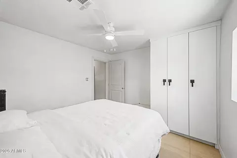 Bedroom - 1609 W Chipman Rd, Phoenix, AZ 85041 photo 3 of 4