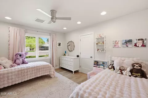Bedroom - 3427 E Mariposa St, Phoenix, AZ 85018 photo 3 of 5