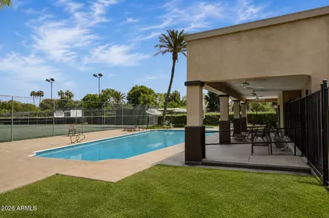 Exterior - 1069 E Carver Rd, Tempe, AZ 85284 photo 13 of 14