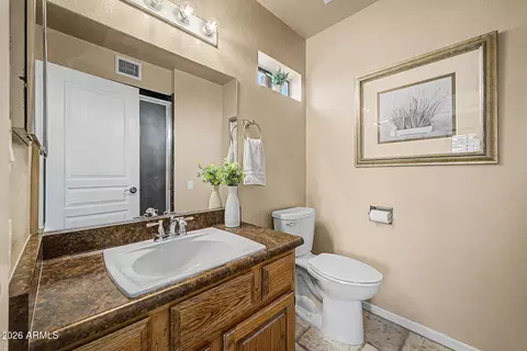 Bath - 1069 E Carver Rd, Tempe, AZ 85284 photo 4 of 5