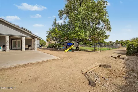 Exterior - 1069 E Carver Rd, Tempe, AZ 85284 photo 8 of 14