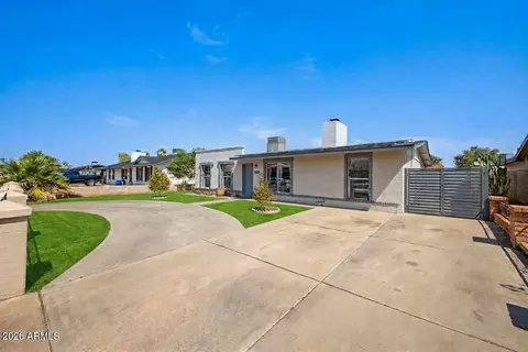 8730 W Earll Dr, Phoenix, AZ 85037