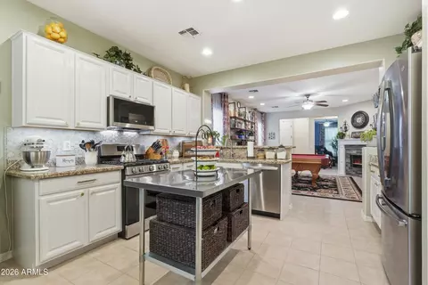 Kitchen - 11121 E Shepperd Ave, Mesa, AZ 85212 photo 2 of 6