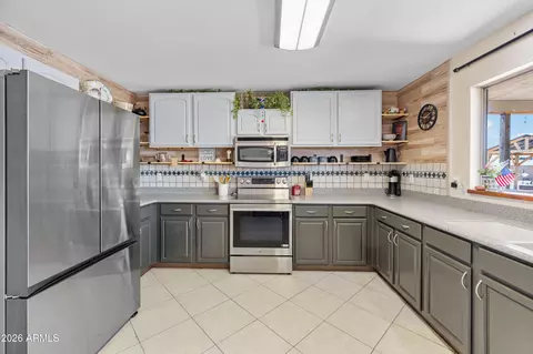 Kitchen - 968 W 10th Ave, Apache Junction, AZ 85120 photo 2 of 3