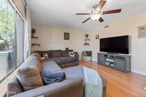Living - 968 W 10th Ave, Apache Junction, AZ 85120 photo 1 of 2