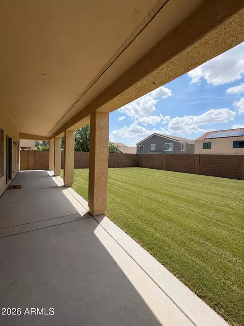 Exterior - 2555 E Robb Ln, Phoenix, AZ 85024 photo 2 of 2