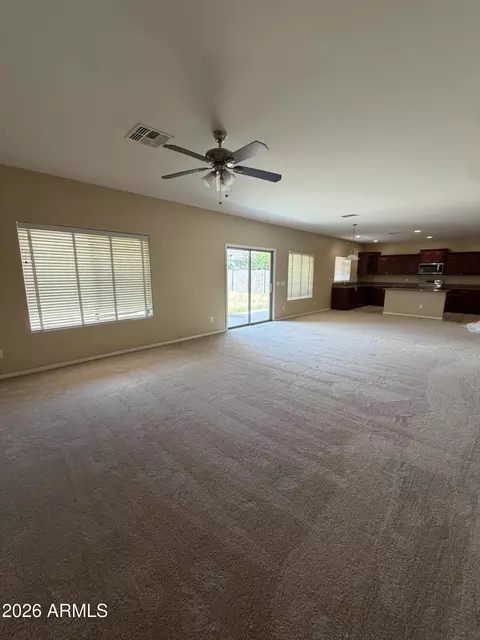 Living - 2555 E Robb Ln, Phoenix, AZ 85024 photo 2 of 5
