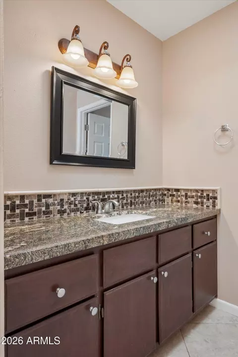Bath - 2446 E 5th Pl, Tempe, AZ 85288 photo 3 of 5