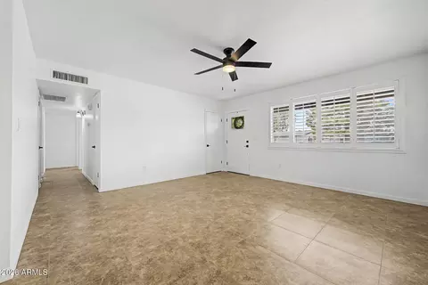 Living - 242 E Heather Ave, Gilbert, AZ 85234 photo 3 of 4