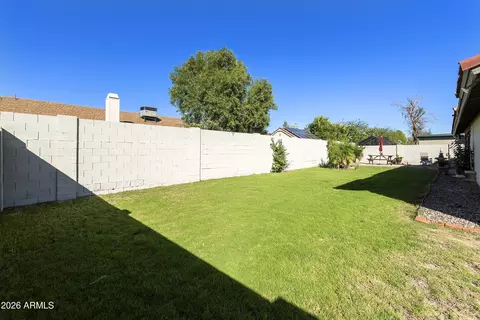 Exterior - 532 E Renee Dr, Phoenix, AZ 85024 photo 6 of 7