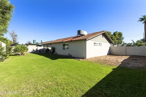 Exterior - 532 E Renee Dr, Phoenix, AZ 85024 photo 7 of 7
