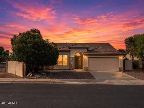 8228 W Palmaire Ave, Glendale, AZ 85303