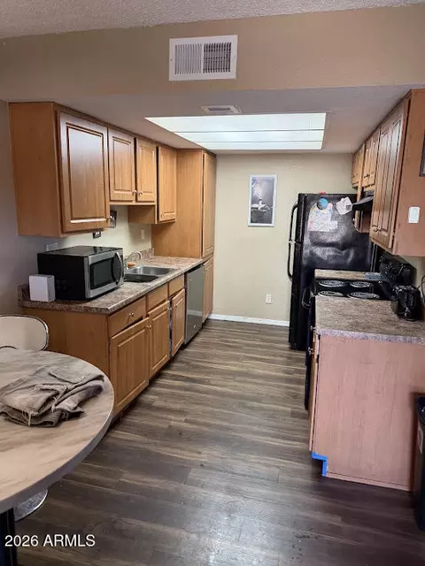 3810 N Maryvale Pkwy #1079, Phoenix, AZ 85031