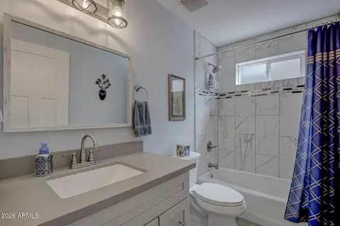Bath - 506 E Wade Ln, Payson, AZ 85541 photo 1 of 3