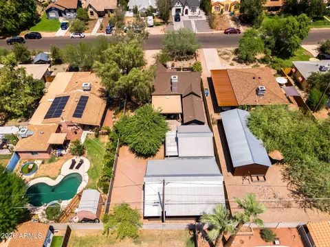 View/Area - 1115 E Weldon Ave, Phoenix, AZ 85014 photo 4 of 4