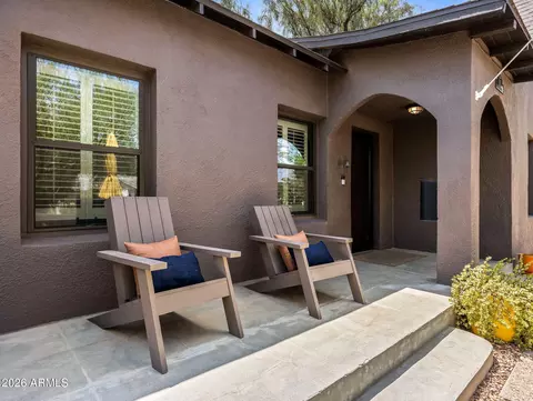 Exterior - 1115 E Weldon Ave, Phoenix, AZ 85014 photo 2 of 11