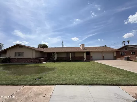 5843 W Belmont Ave, Glendale, AZ 85301