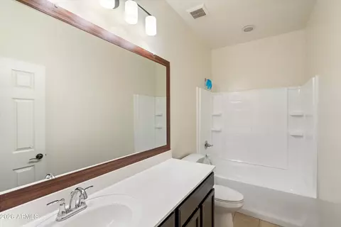 Bath - 7123 S 34th Ln, Phoenix, AZ 85041 photo 3 of 4