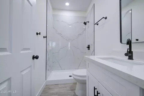 Bath - 715 S 97th St, Mesa, AZ 85208 photo 2 of 4