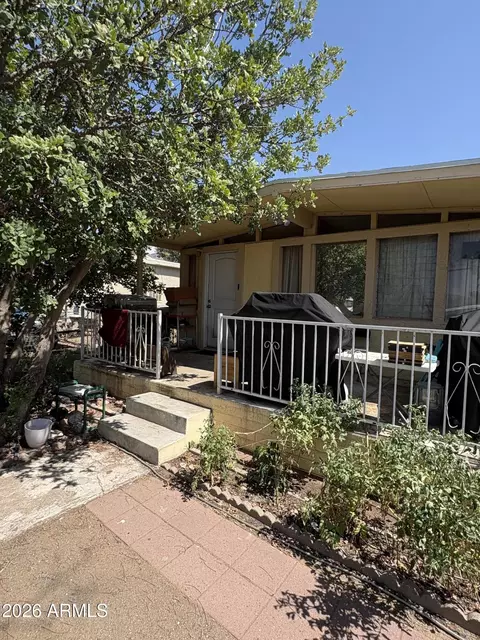 108 W Gorham St, Superior, AZ 85173