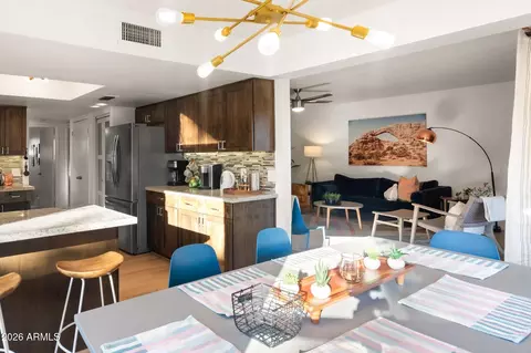 Dining - 3911 E Dahlia Dr, Phoenix, AZ 85032 photo 3 of 3