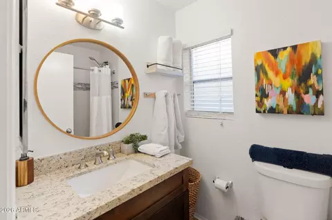 Bath - 3911 E Dahlia Dr, Phoenix, AZ 85032 photo 1 of 4