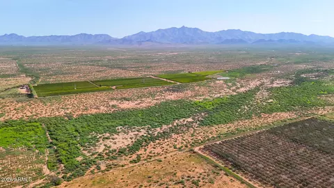 0 E Phillips Rd 40 Acres -- #-, Willcox, AZ 85643 photo 2