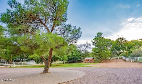Exterior - 636 E Sycamore Ln, Payson, AZ 85541 photo 7 of 8