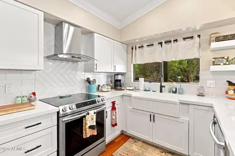 Kitchen - 401 S Arroyo Dr, Payson, AZ 85541 photo 2 of 3