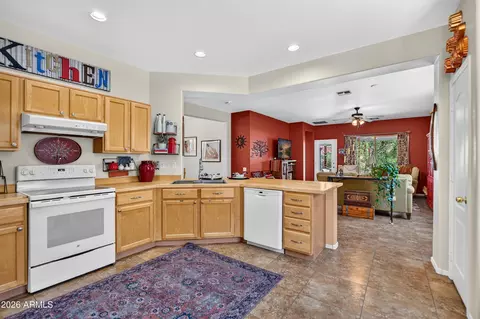Kitchen - 10944 E Boston St, Apache Junction, AZ 85120 photo 6 of 7