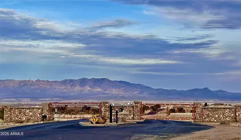 6777 E Roberto Loop #20, Hereford, AZ 85615 photo 4