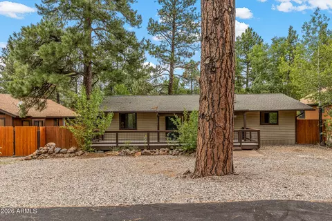 870 E Beaver Pl, Munds Park, AZ 86017