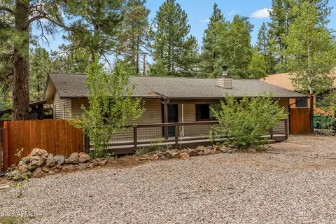 870 E Beaver Pl, Munds Park, AZ 86017