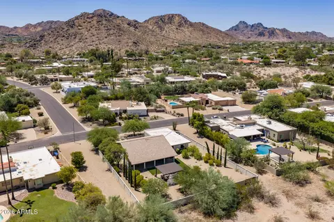 View/Area - 4554 E Onyx Ave, Phoenix, AZ 85028 photo 3 of 6